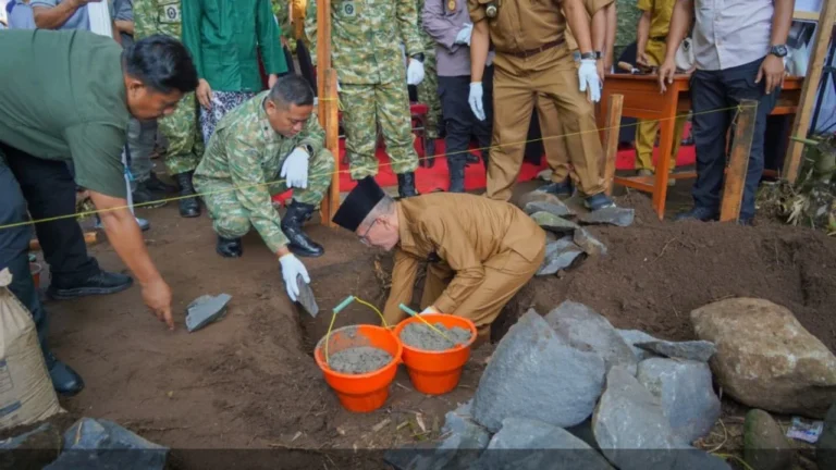 qq025eyokwws8cg0ws48c